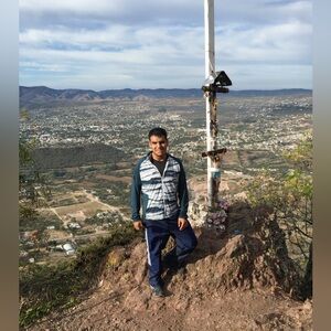 Meet your Posher, Jose